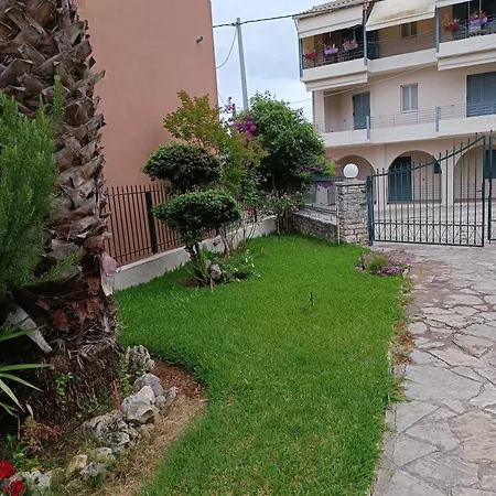 Apartament Casa Trizoni Nikiana